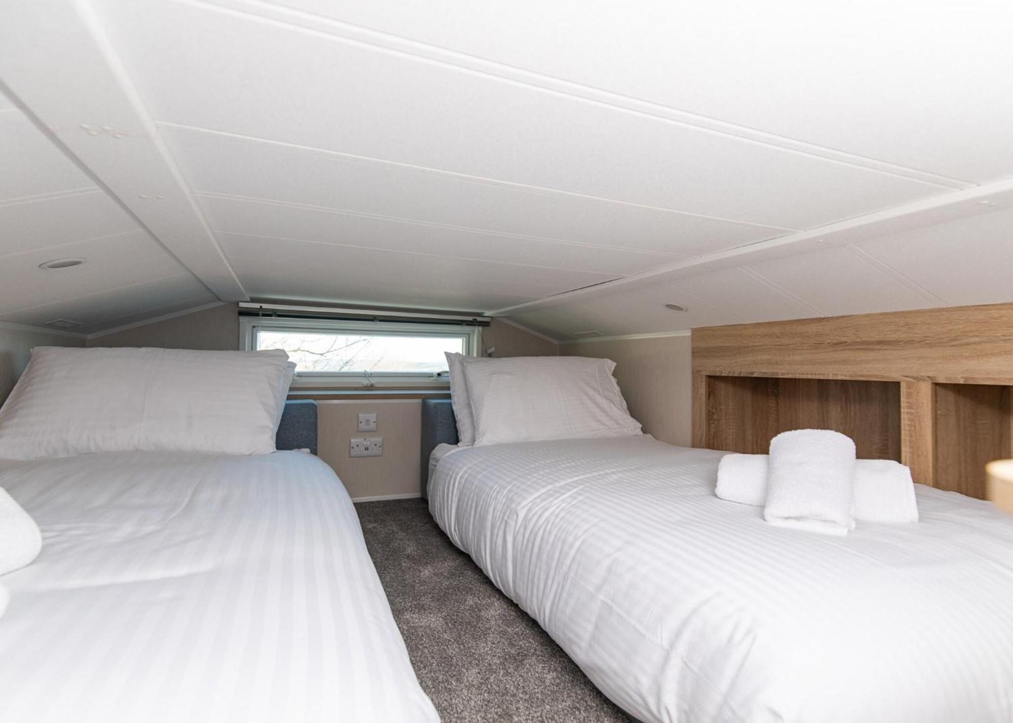 Noble Court Holiday Park Narberth Rom bilde