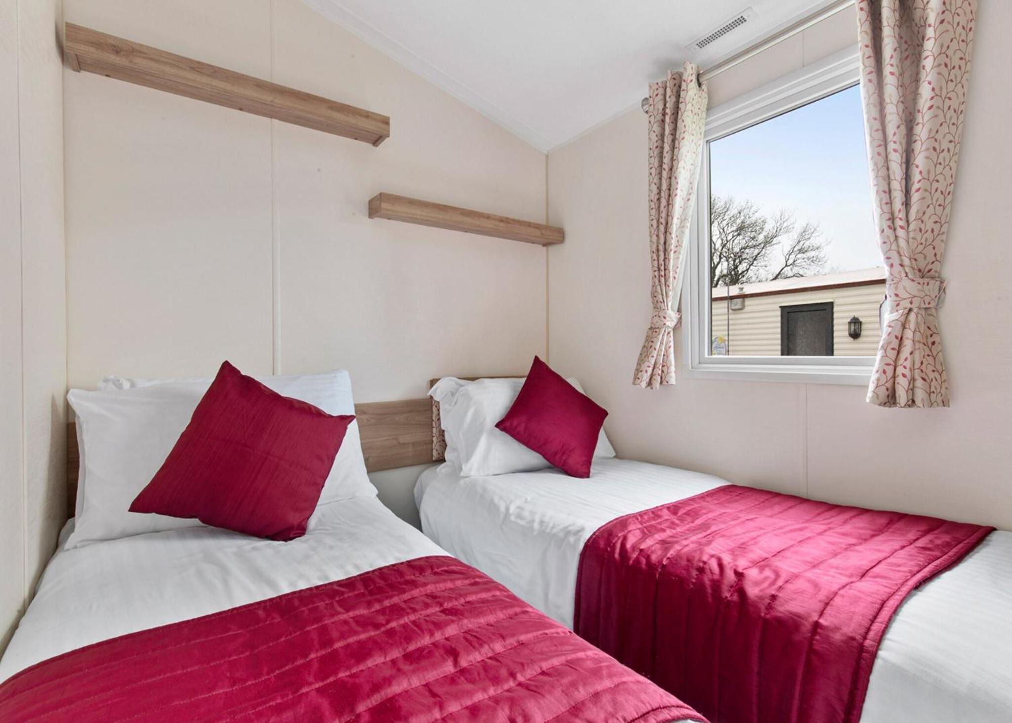 Noble Court Holiday Park Narberth Rom bilde